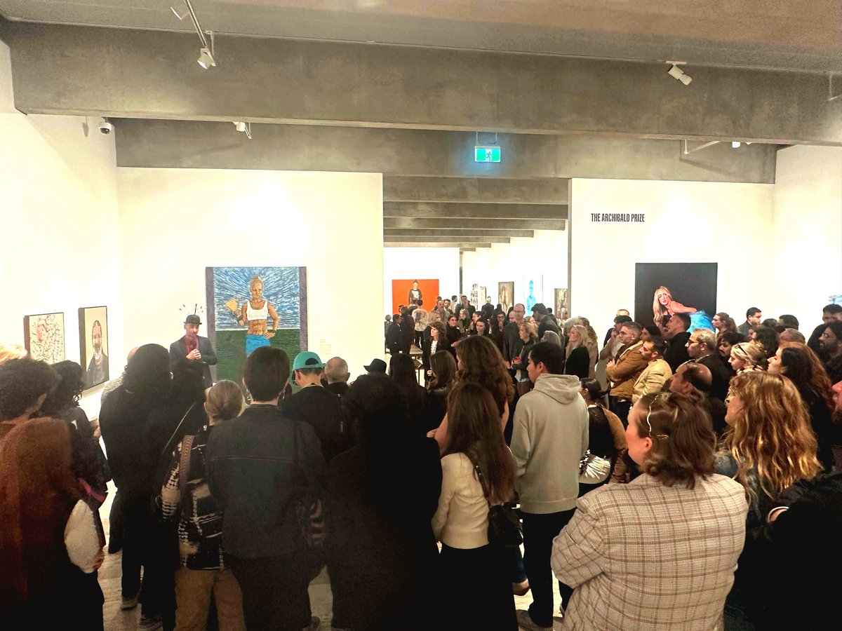 Moz (Mostafa Azimitabar) tweet media