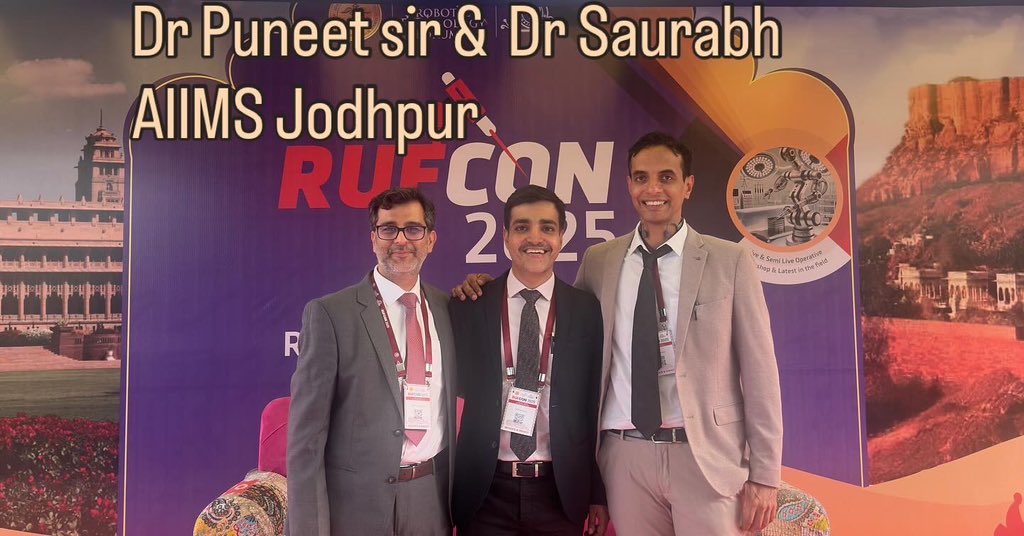 DrDeepakJK's tweet photo. Glad &amp; Proud presenting😊

Retzius Sparing 
Robotic Assisted Radical Prostatectomy!

RUFCON 2025, National conference, Robotic Urology, Jodhpur☺️ 

Thanks, Dr Kishore TA for mentoring🙏

Special thanks Dr Ravimohan &amp; Dr Gautam sir! for the opportunity.🙏

Thanks Dr D Dubey sir🙏 https://t.co/tmR6NYeSHt