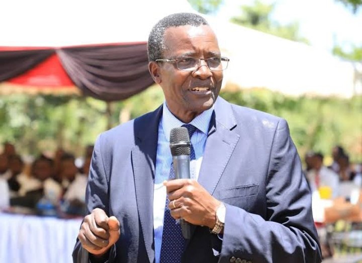 Kimuzi_'s tweet photo. Anyway, najua Maraga atarestore sanity Kenya. https://t.co/x23H5iTJJe