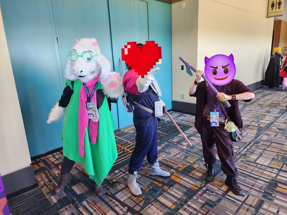 V3rdant_TW's tweet image. That&apos;s all for Day 2! I had so much fun cosplaying as Kris! Definitely my favorite non-furry cosplay by far. But now, time for Shyama to make his appearance once again tomorrow!

SEE YA AT DAY 3, EVERYONE!

#ConnectiCon #ConnectiCon2025 #Deltarune