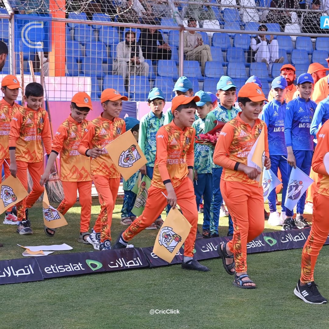 Click_Cric's tweet photo. Shpageeza has officially begun, clicks from the opening ceremony 👇🏼

#SCL2025 #cricclick https://t.co/y1OKd0QKOn