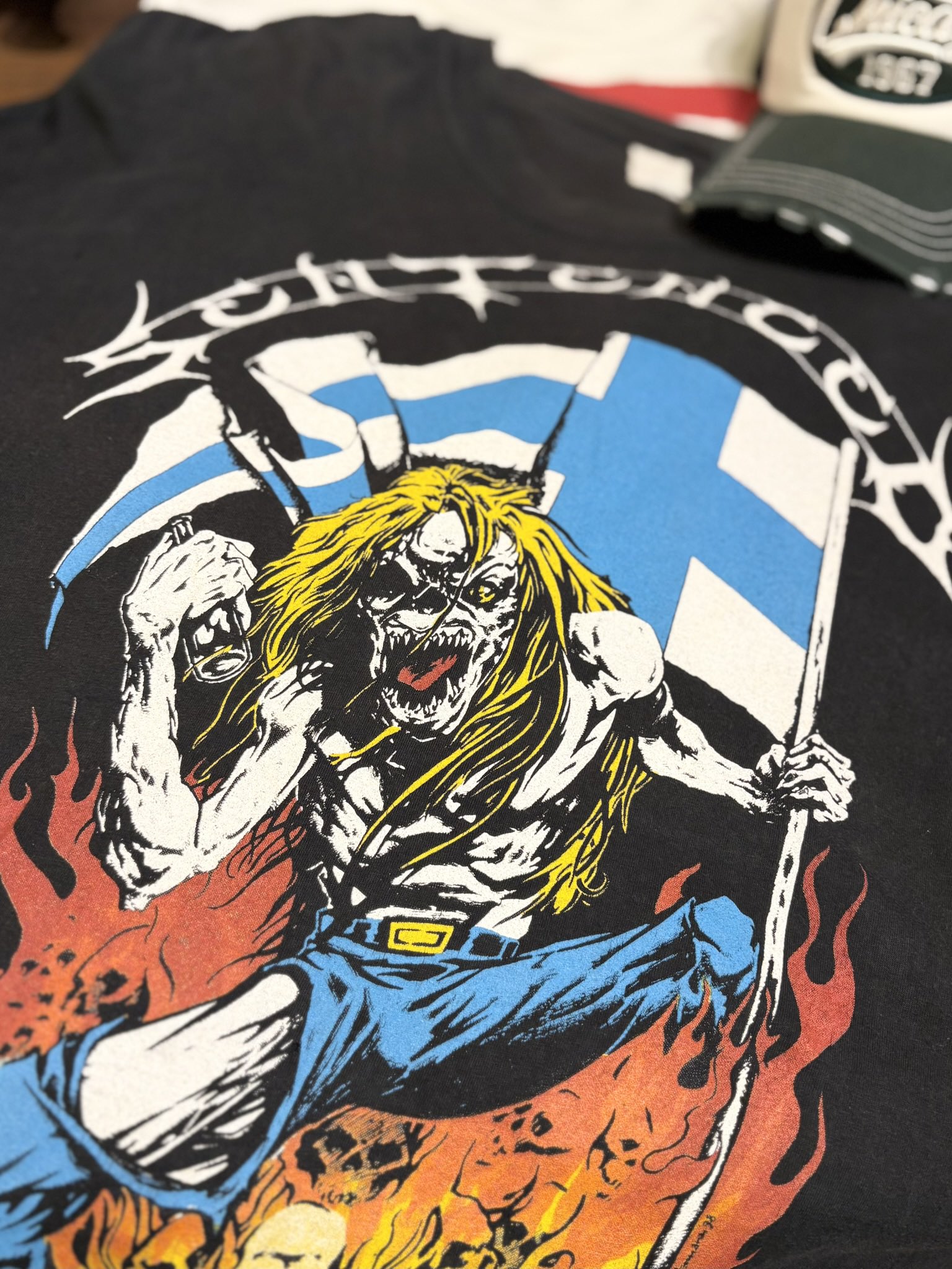 激レア【古着】アイアン・メイデン　IRON MAIDEN ロングTシャツ アイアンメイデン IRON MAIDEN 黒 長袖 Tシャツ ロンT バンド