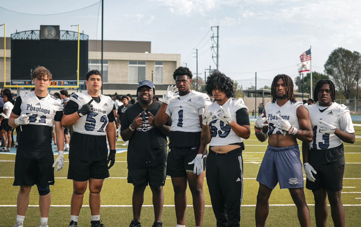LucasMeyer_'s tweet image. I’m excited to announce that I will be transferring to Cathedral High School @cathedralhsfb for my junior season.
Thank you to everyone who’s supported me on this journey so far—I’m looking forward to my journey ahead. Let’s get to work! @CoachV_50 @latsondheimer