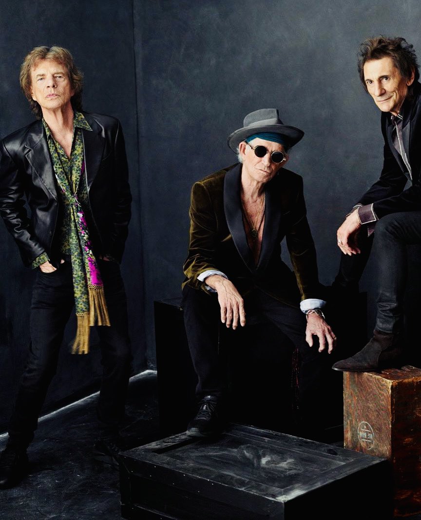 Etienne KLEIN (@etienneklein) on Twitter photo Je n’y connais pas grand chose, mais je me permets de penser que tout se passe comme si ça sentait le nouvel album pour bientôt.
<a href="/RollingStones/">The Rolling Stones</a>
Photo Mark Seliger Je n’y connais pas grand chose, mais je me permets de penser que tout se passe comme si ça sentait le nouvel album pour bientôt.
<a href="/RollingStones/">The Rolling Stones</a>
Photo Mark Seliger