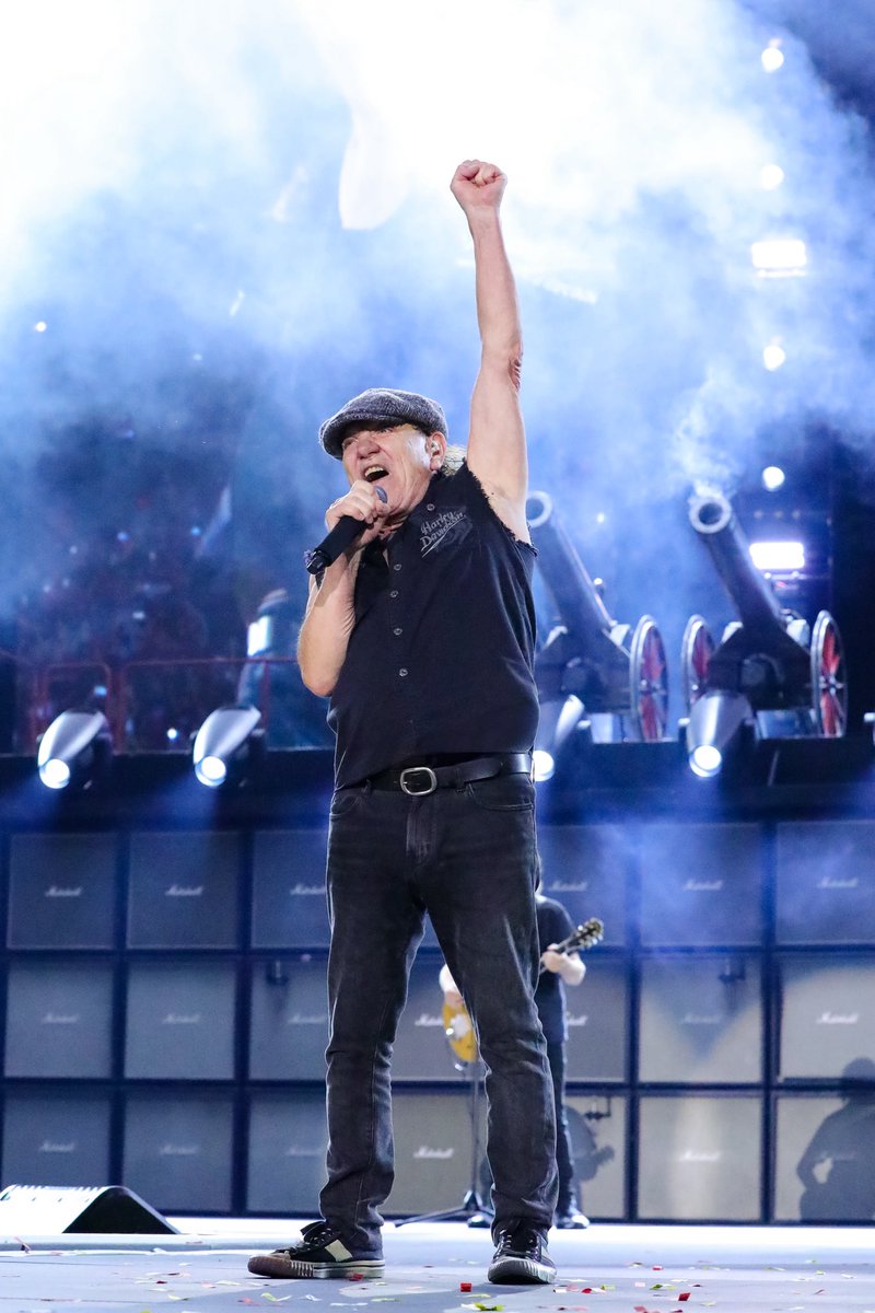 Are you ready Imola! #PowerUpTour 📷 <a href="/ChristieGoodwin/">Christie Goodwin</a>