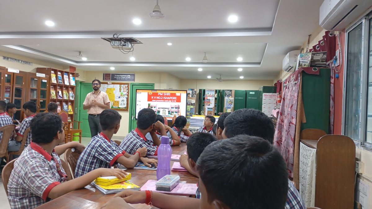 KENDRIY01006343's tweet image. *STEM Celebration Week (July 14th-18th, 2025)* is observed to foster curiosity, creativity, and problem-solving skills in students. 
#STEMweek
#July 14th-18th
#ScienceTechnologyEngineeringMathematics#Pmshri
#kendriyavidyalayasngathan
#kolkataregion
#PmShrikvno.2Ishapore
