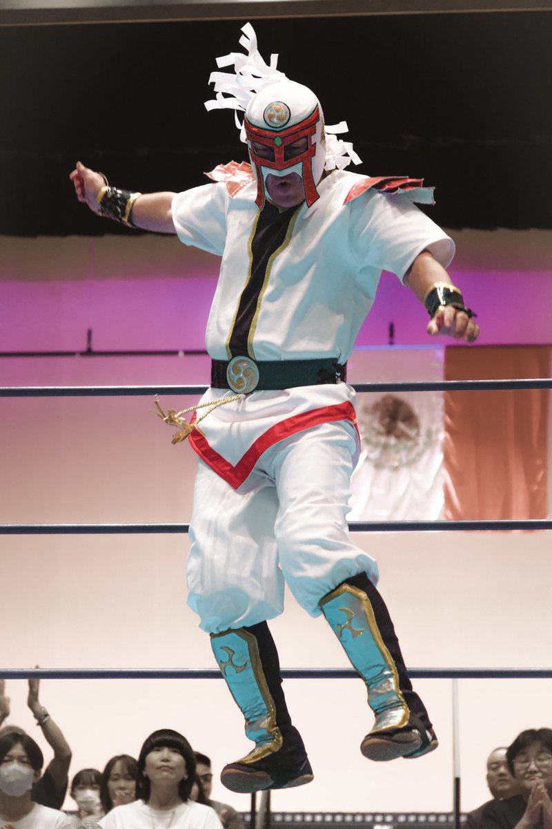 toratigerjiro's tweet photo. 25.7.6 REAL LUCHA LIBRE
RESTART 新起動 〜新たなる道へ〜

#REALLUCHALIBRE #レアルルチャリブレ #レアル・ルチャ・リブレ #プロレスリングFTO https://t.co/xPQr554jME