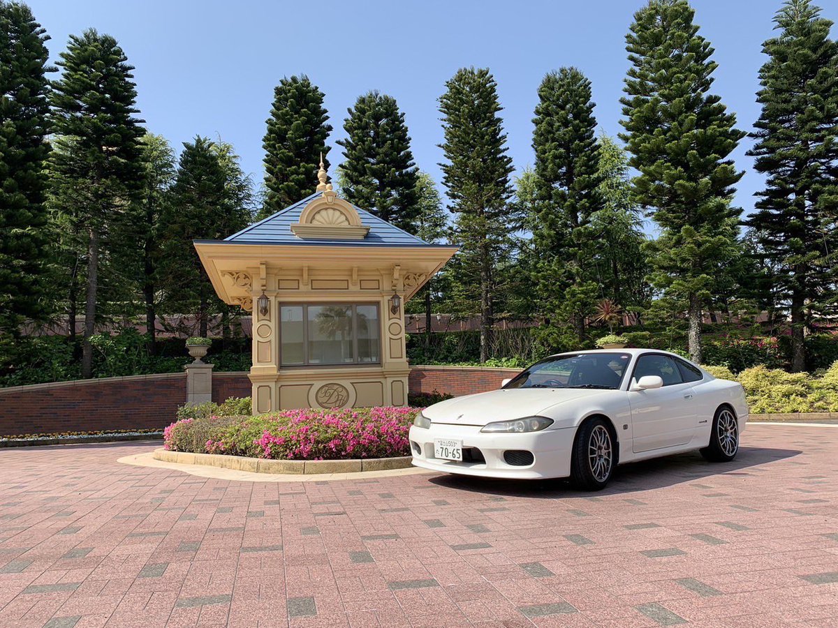 artatya_8's tweet image. 至急拡散希望です。
身内で車両盗難がありました!
S15シルビアが盗難されました!
車両:S15シルビア
車体:純正
ホイール:前17インチ 後18インチ
日時: 7/18 20時〜7/19 11時
土屋さん申し訳ございませんが
お力をお借りできないでしょうか🙇♂️
@k1tsuchiya
#車両盗難 #富士市 #拡散希望