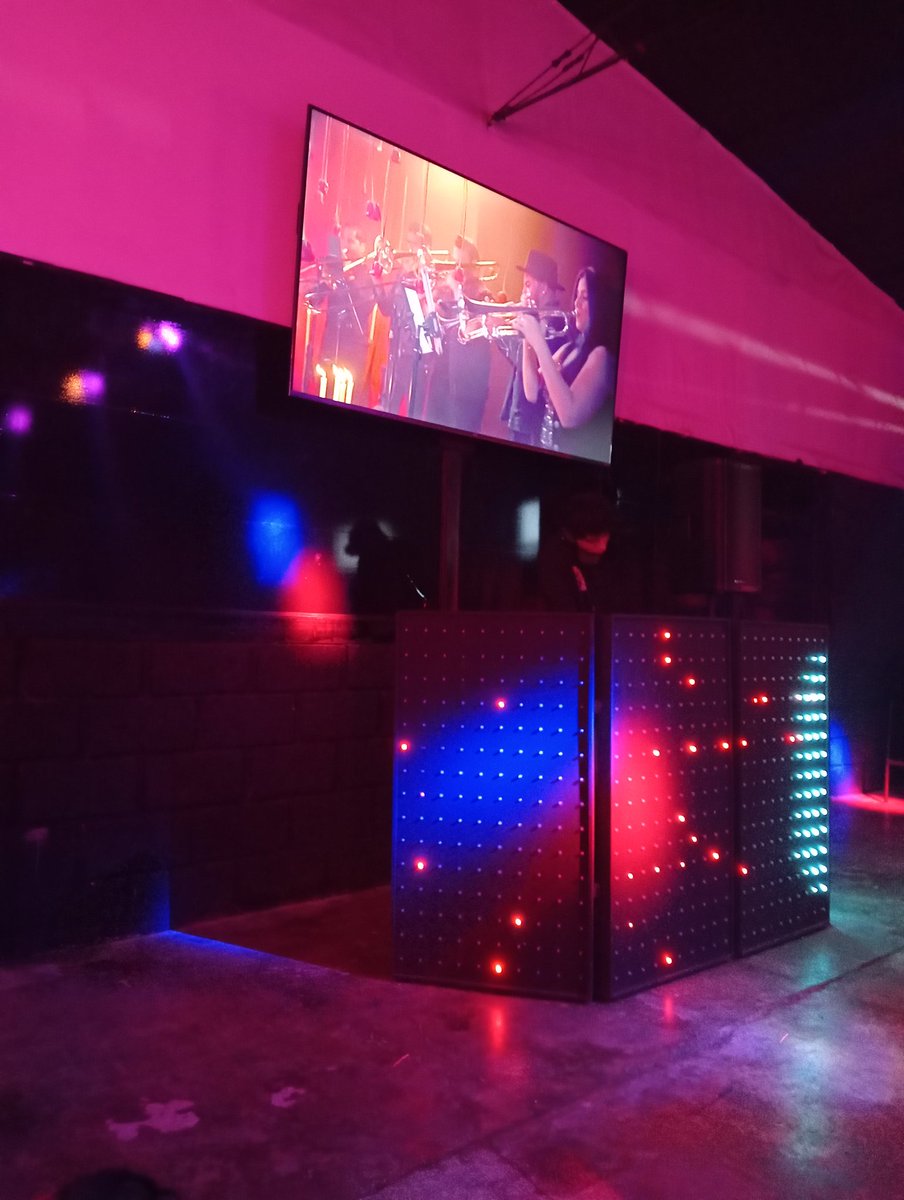 A divertirnos en el mejor club junto a hermosas parejas <a href="/desire_nr/">desire.mx</a> el mejor club de Nicolás Romero