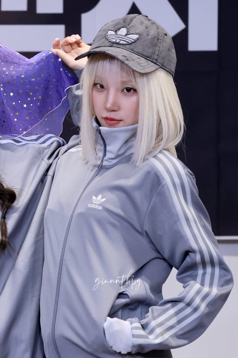 250716
adidas 최고😎

#IDLE #아이들
#YUQI #우기 #宋雨琦