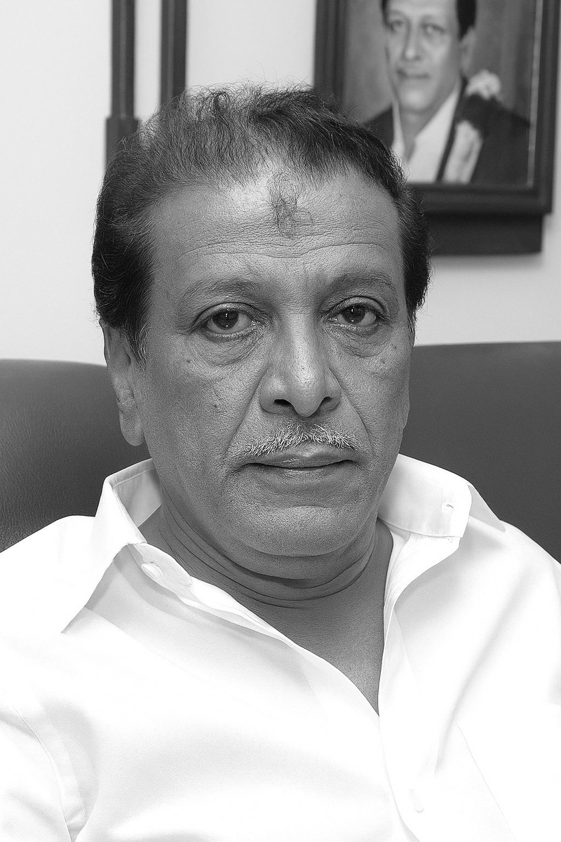 முன்னாள் முதல்வர் மாண்புமிகு திரு. கருணாநிதி அவர்களின் மூத்த மகனும், தமிழக முதல்வர் திரு. <a href="/mkstalin/">M.K.Stalin - தமிழ்நாட்டை தலைகுனிய விடமாட்டேன்</a> அவர்களின் மூத்த சகோதரருமான திரு. மு.க. முத்து அவர்களின் மறைவு மிகுந்த துயரத்தை அளிக்கிறது.

அவரது பிரிவால் வாடும் குடும்பத்தினருக்கு எனது ஆழ்ந்த அனுதாபங்களைத்