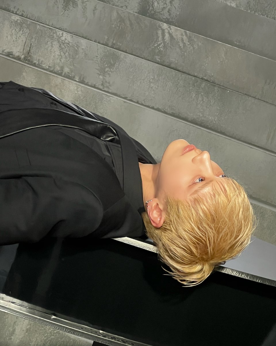 don’t cry

#TEN #李永钦 #텐
#WayV #威神V #BIGBANDS
#WayV_BIGBANDS