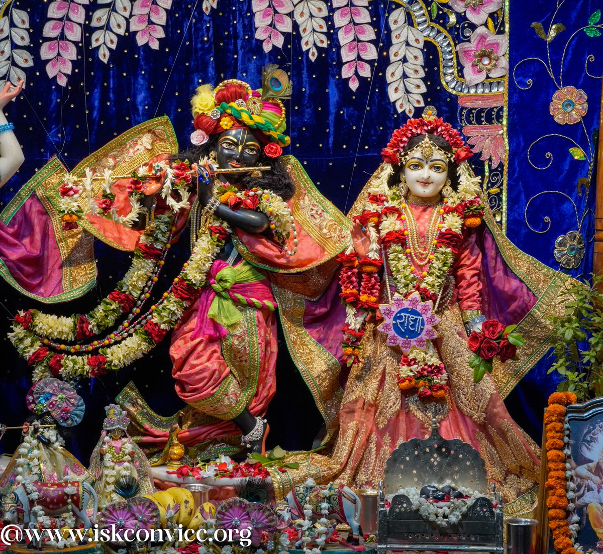 ISKCON Varanasi (@iskconvicc) on Twitter photo *ββκ§π»ππππΎπππ βππκ§ββ*
Today's Shringar DarshanΒ Β Β Β
πΈ *Sri Sri Radha Gopal Ji*πΈ
Β Β Β Β π *ISKCON Varanasi* π
*ββκ§19/07/2025κ§ββ*Β
*ββκ§π»πππ πΎπππ βππκ§ββ*
#bhaktiyoga
#spirituality
#varanasi
#banarasi
#explorepageβ¨ #explore *ββκ§π»ππππΎπππ βππκ§ββ*
Today's Shringar DarshanΒ Β Β Β
πΈ *Sri Sri Radha Gopal Ji*πΈ
Β Β Β Β π *ISKCON Varanasi* π
*ββκ§19/07/2025κ§ββ*Β
*ββκ§π»πππ πΎπππ βππκ§ββ*
#bhaktiyoga
#spirituality
#varanasi
#banarasi
#explorepage⨠#explore
