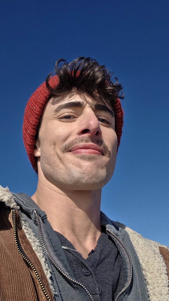 Cole (@itscoleyboy) on Twitter photo 