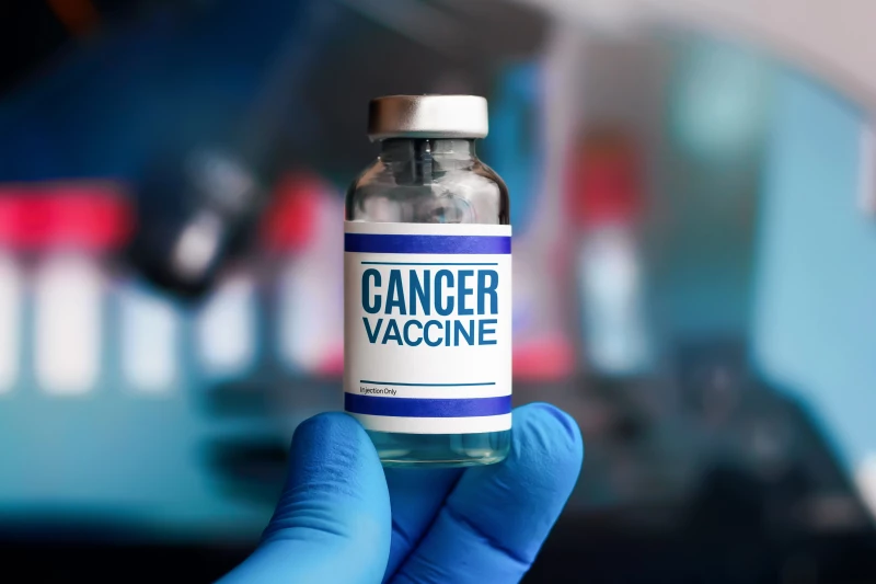 'Universal cancer vaccine' trains the immune system to kill any tumor | Bronwyn Thompson, New Atlas

Following on from their breakthrough human trial that successfully reprogrammed the immune system to overpower glioblastoma, an aggressive brain tumor, the same scientists have