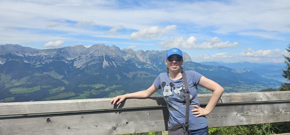 steffi2105's tweet photo. Gestern kurze Bergtour gemacht. 😍 #meinVfL #Scheffau https://t.co/GLqGuzd9Gm