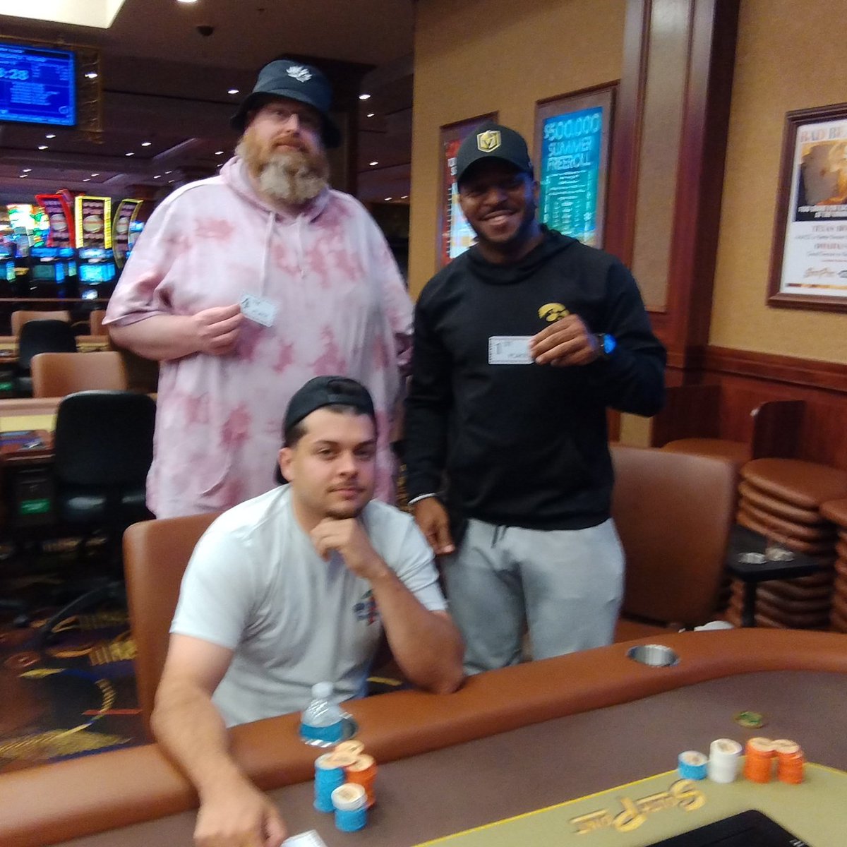 SPPokr's tweet image. Congratulations to our final 4 in tonight's 10pm Crazy Pineapple event. After a hard fought battle they agreed to a deal giving Jason $1200 plus the coveted medallion. Join us everyday for 4 phenomenal tournaments at @southpointlv