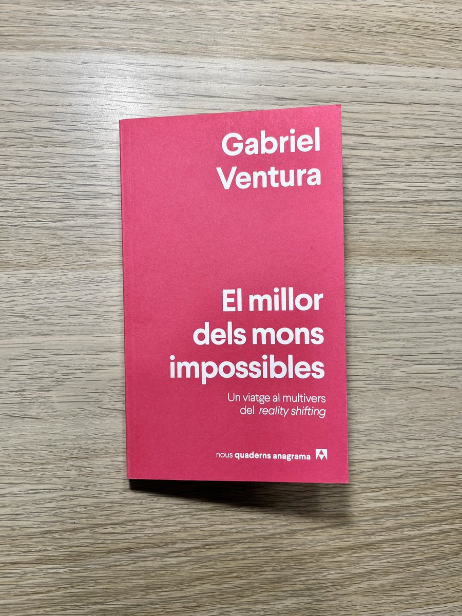 Aquest opuscle de <a href="/vintmilocells/">Gabriel Ventura</a> explora el fenòmen dels shifters: adolescents que en pandèmia afirmaven haver viatjat mentalment a mons de ficció: de Harry Potter i Panem. Un assaig entre TikTok, poetes i filòsofs. Ara em toca a mi fer reality shifting… amb la seva lectura!