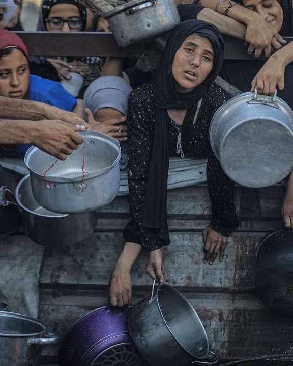 omarsuleiman's tweet image. There are no words to describe the cruelty of hundreds of thousands of people in Gaza who have been relentlessly bombed and displaced for almost 2 years now STARVING to death en masse.
Almost half a million murdered by bombs, the rest being murdered by withholding bread? Gross