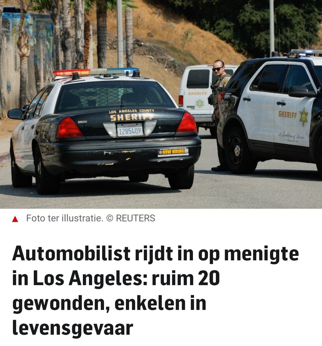 maartenbrink's tweet image. Meer dan twintig mensen zijn in Los Angeles gewond geraakt doordat een voertuig inreed op een groep mensen, meldt de brandweer in de stad. Volgens de eerste berichten zijn vier of vijf mensen in levensgevaar en nog eens acht tot tien zwaargewond.
ad.nl/buitenland/aut…
#politie