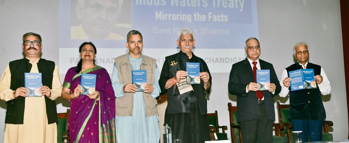 OfficeOfLGJandK's tweet image. Delighted to launch a monograph &apos;Indus Water Treaty-Mirroring the Facts&apos; authored by Sh Sant Kumar Sharma at Jammu today. This thoughtful &amp;amp; timely monograph offers interesting insights on IWT with Pakistan &amp;amp; Hon&apos;ble PM Sh Narendra Modi ji&apos;s decisive move to terminate the treaty.