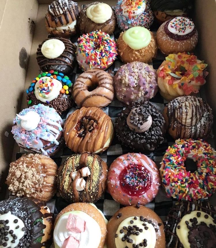 carolcoppie's tweet image. Good Saturday morning! It’s time to make the Donuts!☕️🍩