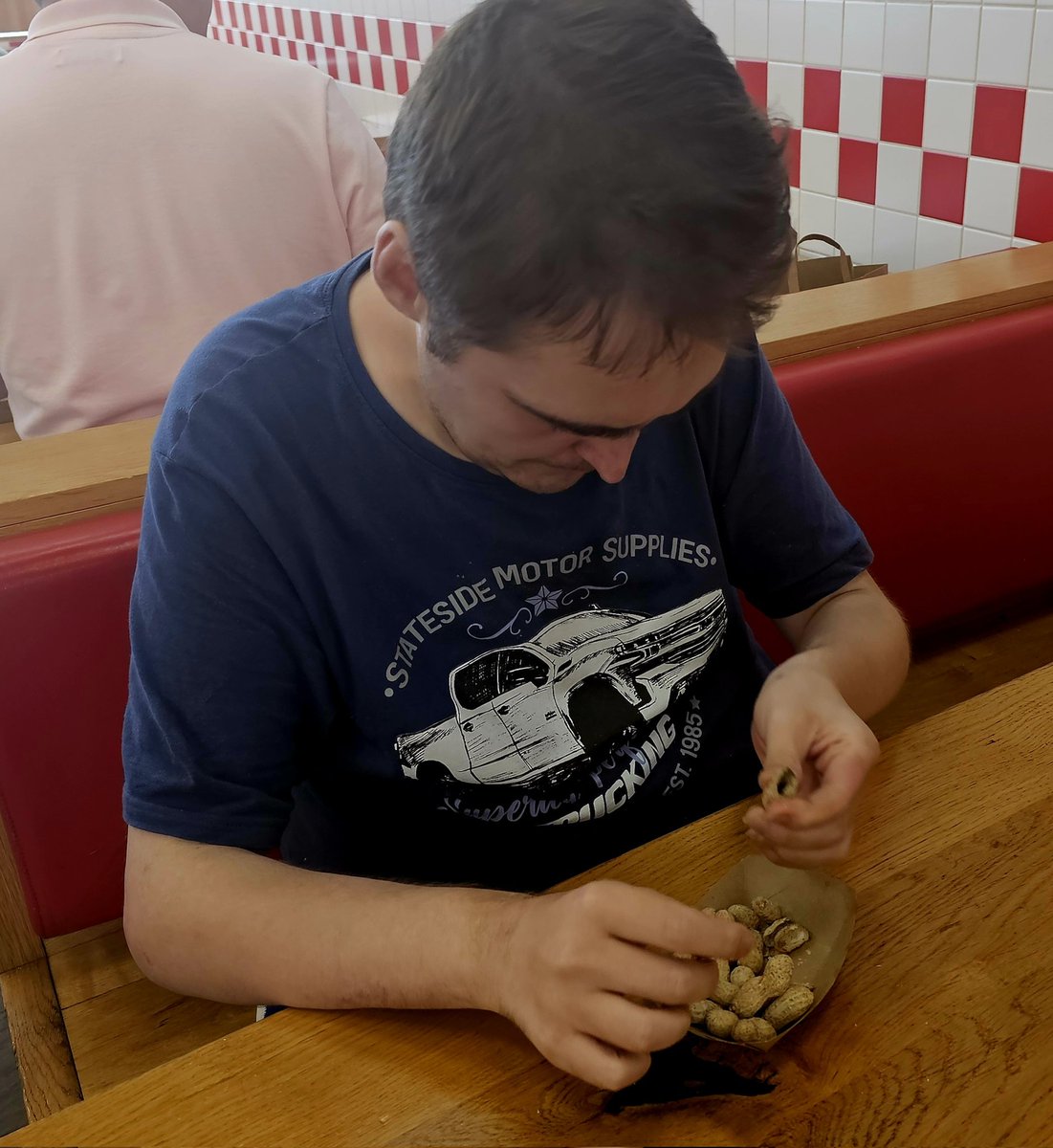autcareandshare's tweet image. Ryan absolutely loved the smurfs movie, just snacking on some peanuts while he waits for his burger 🍔