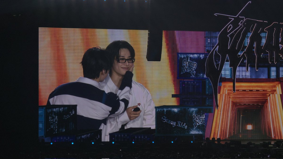 This cutie

#StrayKids_dominATE #straykidslondon #StraykidsLondonD1