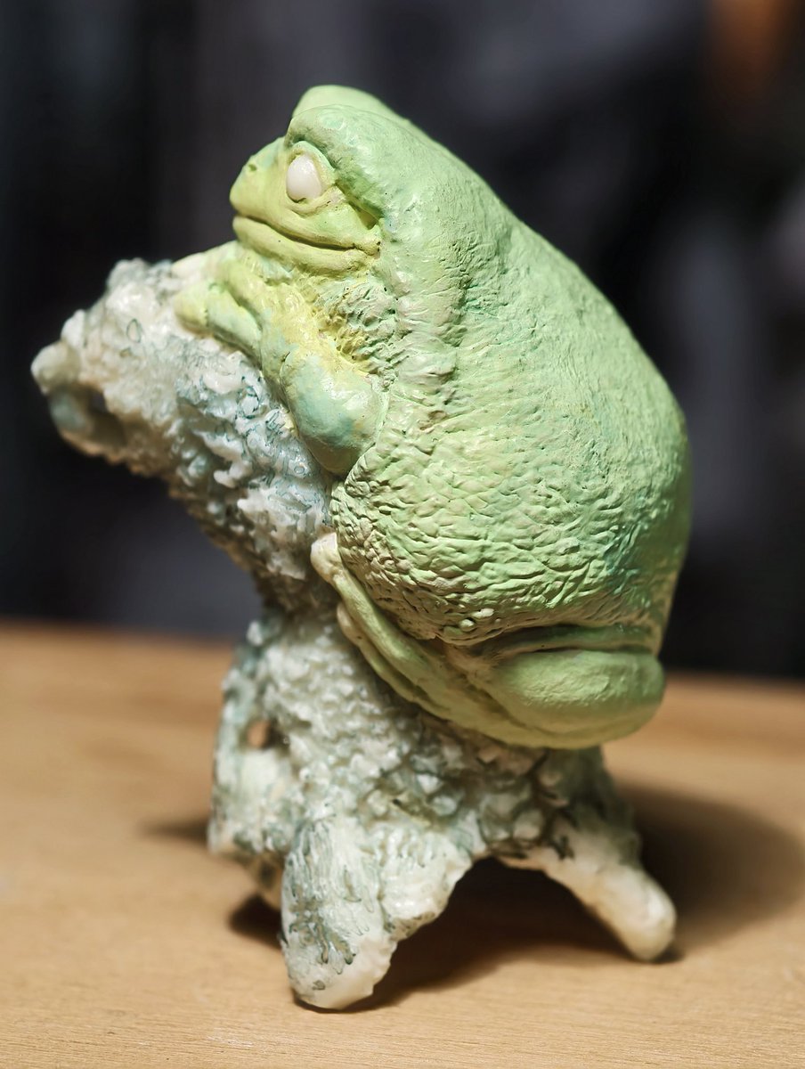 TZUCHILEE2's tweet image. 等乾空檔打底