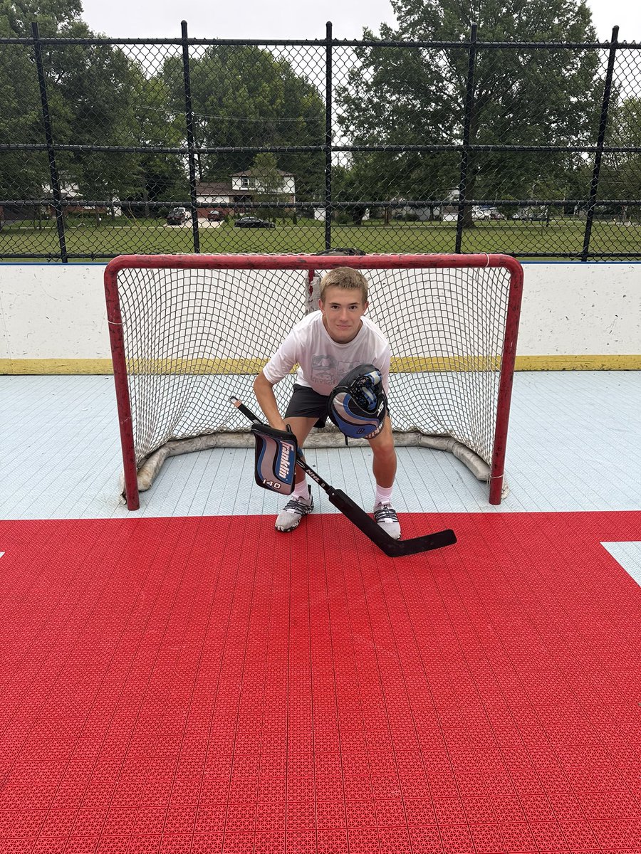 Yesterday for team building the boys headed to the John Bishop Roller Hockey Rink to play hockey. The white team came out up top 5-4. 

Congrats to Gavin Kelley picking up the MVP for his stellar play between the pipes. 

#bishop #hartley #highschool #soccer #football #hockey