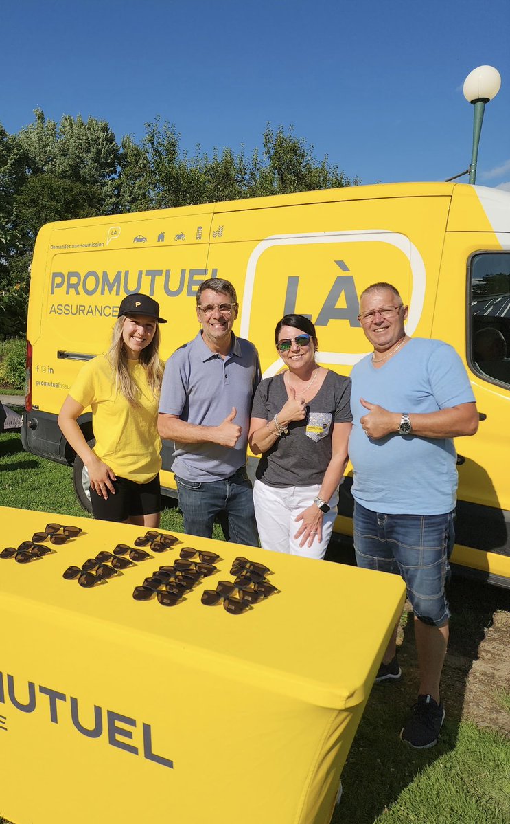 E_Duhaime's tweet image. Une autre magnifique soirée dans Arthabaska-L’Érable.
Ç’a commencé aux Plaisirs d’été de Plessisville pour célébrer l’arrivée des vacances de la construction.
Ça s’est poursuivi avec une autre célèbre assemblée de cuisine à Victo, qui ressemblait plus à un party de piscine.…