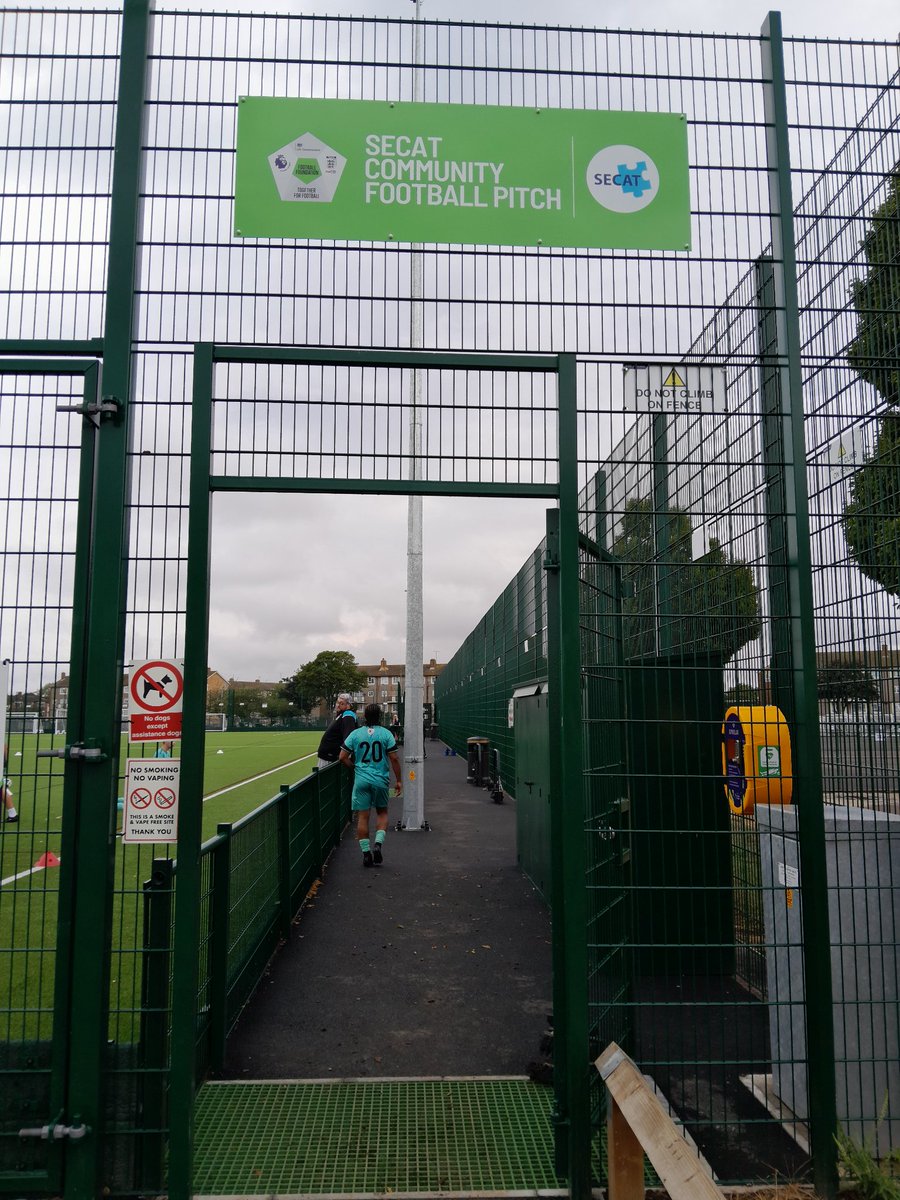 TonyIncenzo's tweet image. I have arrived at my match on the Essex coast today where an excellent programme is available:
Shoebury Town
v Wakering Sports reserves
@ShoeburyTownFC @Wakering_Sports @eofl @EssexCountyFA @NonLeagueCrowd @NonLeaguePaper @NLprogs
