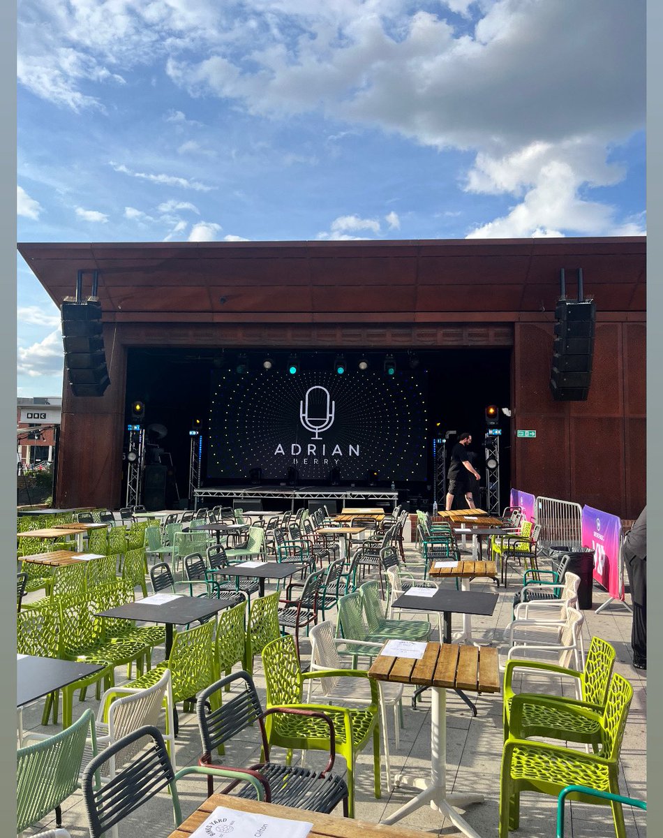 Binks Yard, Nottingham last night 👌🏻 #BinksYard #Nottingham #Singer