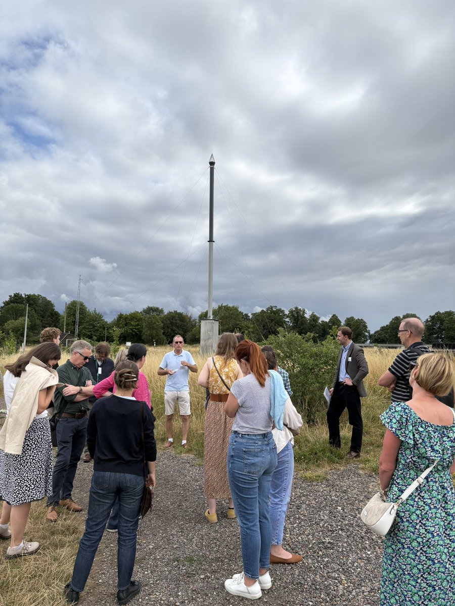 Nicola Spence CBE (@plantchief) on Twitter photo Recent visit to <a href="/Rothamsted/">Rothamsted Research</a> to see the Broadbalk experiment and the spore and insect trapping Recent visit to <a href="/Rothamsted/">Rothamsted Research</a> to see the Broadbalk experiment and the spore and insect trapping