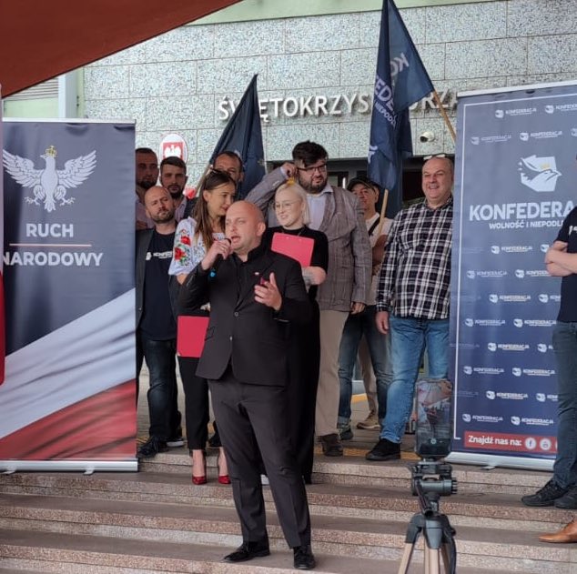 MichalCichy's tweet image. Dziękujemy Kielce za liczne przybycie na wiec "STOP IMIGRACJI"!