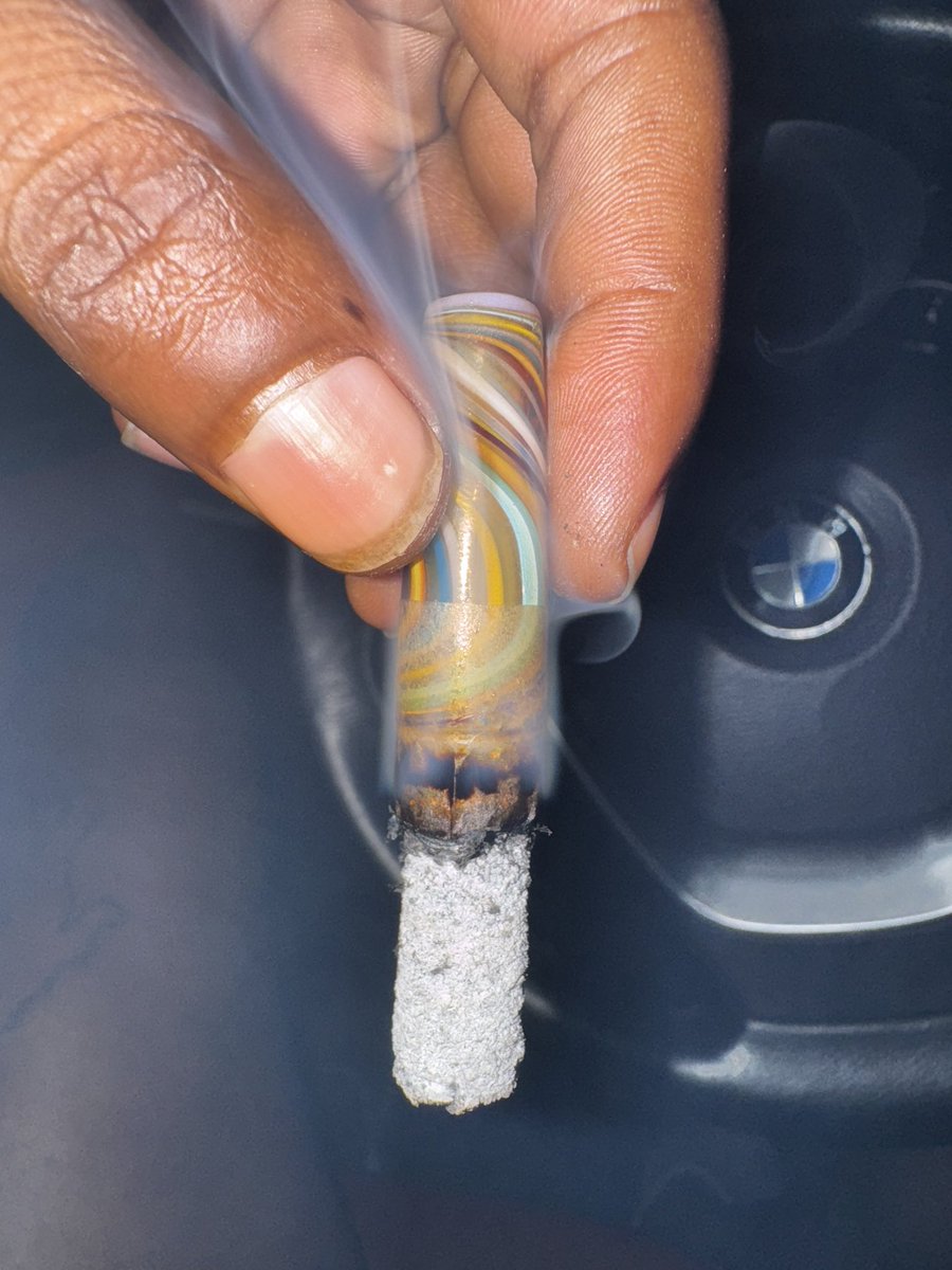 NatureRollz's tweet image. Early morning zalad before the long run. 2g mix of lemon cherry pie, Haley’s comet piff and blueberries & strawberries by Breathefree in MA. Buff in his bag.