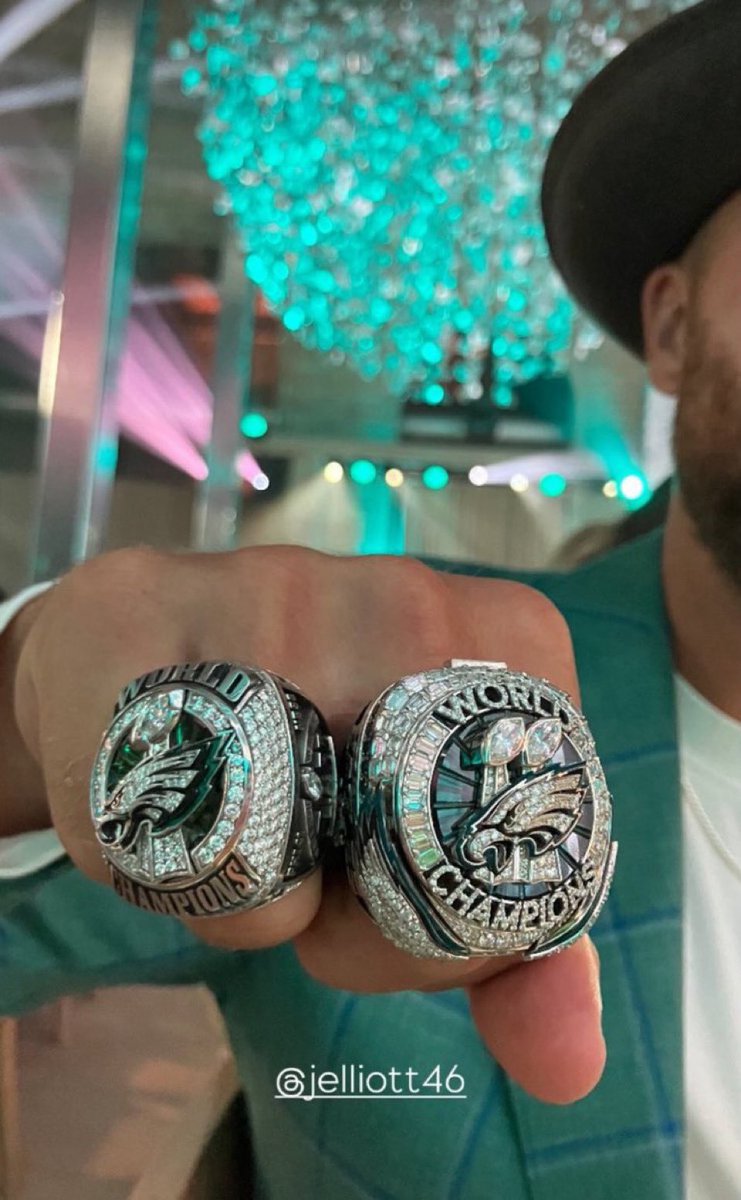 smitty_muse6's tweet photo. Best Kicker in Eagles history? https://t.co/9sCgU1fGyJ