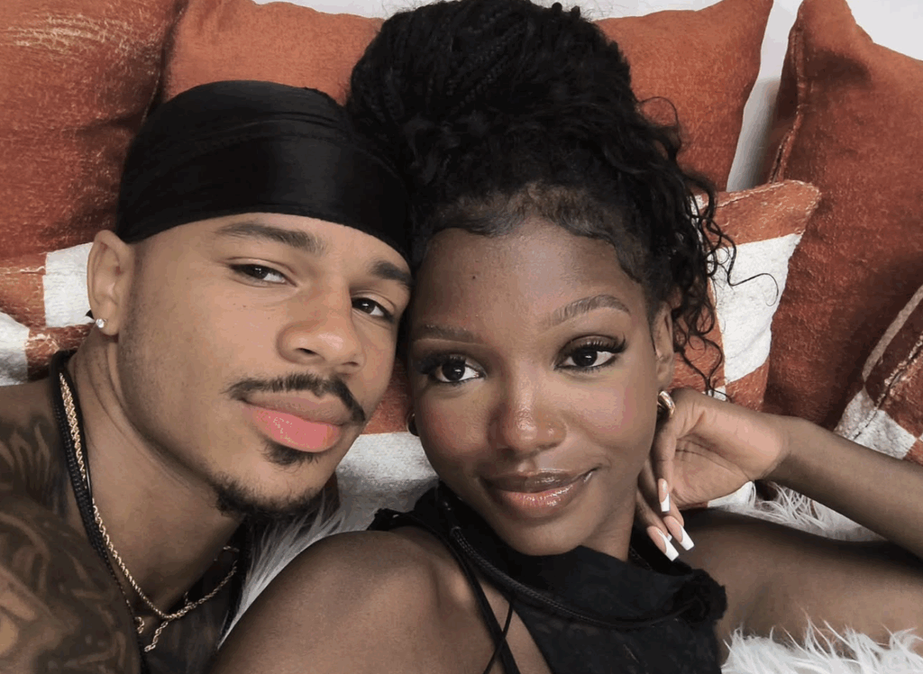 TheRoot's tweet image. Ace and Chelley From ‘Love Island USA’ FINALLY Break Their Silence After the Controversial Season Ends dlvr.it/TM0j3g