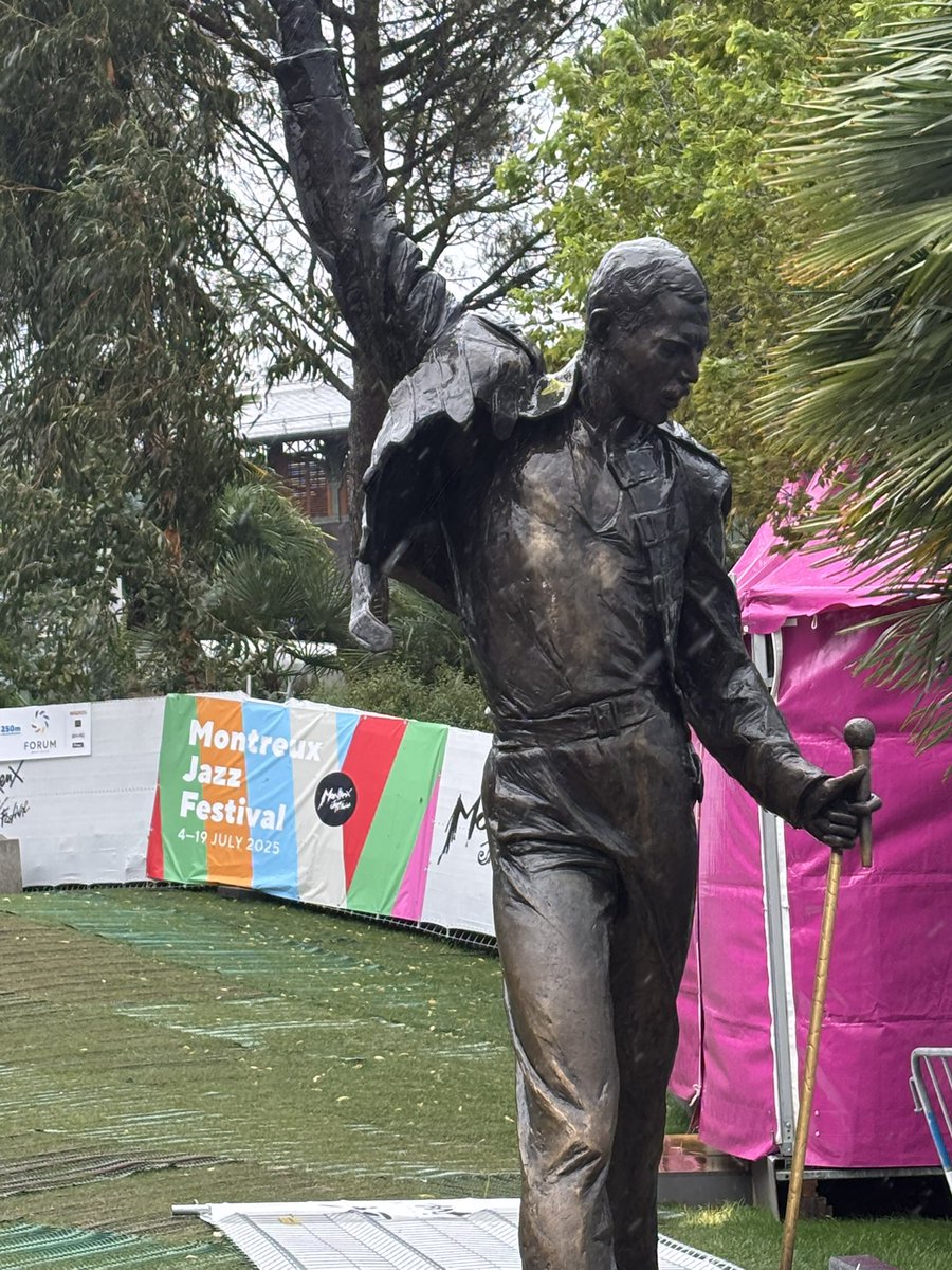 ClickyLive's tweet image. Hey Freddie ❤️