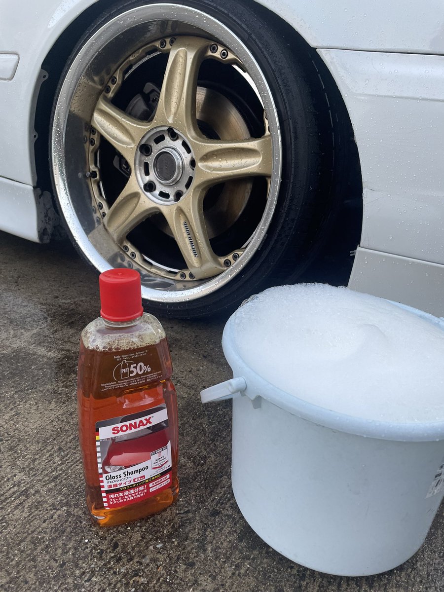 ちょっとした傾斜で片輪浮くと登れなくなる...(コンビニとか)🙁
機械式デフが付いているのに。
あと発進時後ろから振動がする..

原因はデフ？ドラシャ？ペラ？
教えてください🙏