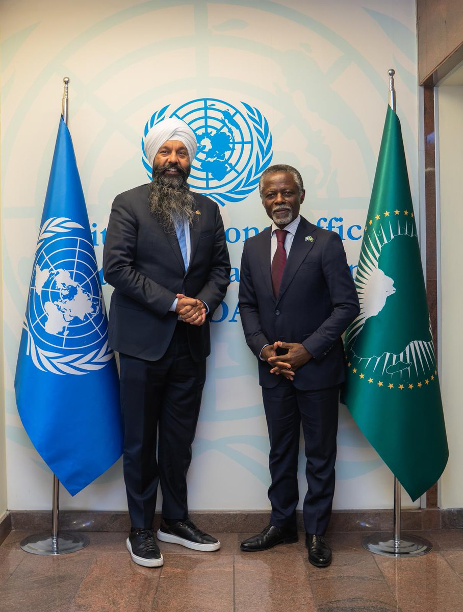 Canada à l'UA (@caunionafrifr) on Twitter photo Le Canada réaffirme son soutien à l'<a href="/UNOAU_/">UN Office to the African Union - UNOAU</a> et au partenariat essentiel entre l'ONU-l'UA pour faire progresser la paix,la sécurité et le développement dans toute l'Afrique.Reconnaissant pour les idées partagées par <a href="/parfait_onanga/">Parfait Onanga-Anyanga</a> sur le lien entre le développement et la sécurité Le Canada réaffirme son soutien à l'<a href="/UNOAU_/">UN Office to the African Union - UNOAU</a> et au partenariat essentiel entre l'ONU-l'UA pour faire progresser la paix,la sécurité et le développement dans toute l'Afrique.Reconnaissant pour les idées partagées par <a href="/parfait_onanga/">Parfait Onanga-Anyanga</a> sur le lien entre le développement et la sécurité