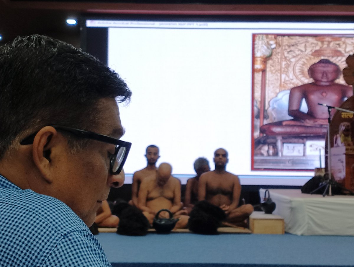 RajChawlaAnchor's tweet image. Surprise met my elder brother Dr Harsh Ranjan at A landmark National Workshop on Jain Manuscriptology, held at Gujarat University under #PMJVK by @MOMAIndia, uniting scholars & monks to celebrate Jain heritage.
Blessing by Prakritacharya Shri Sunil Sagar Ji, & graced by Dr.…