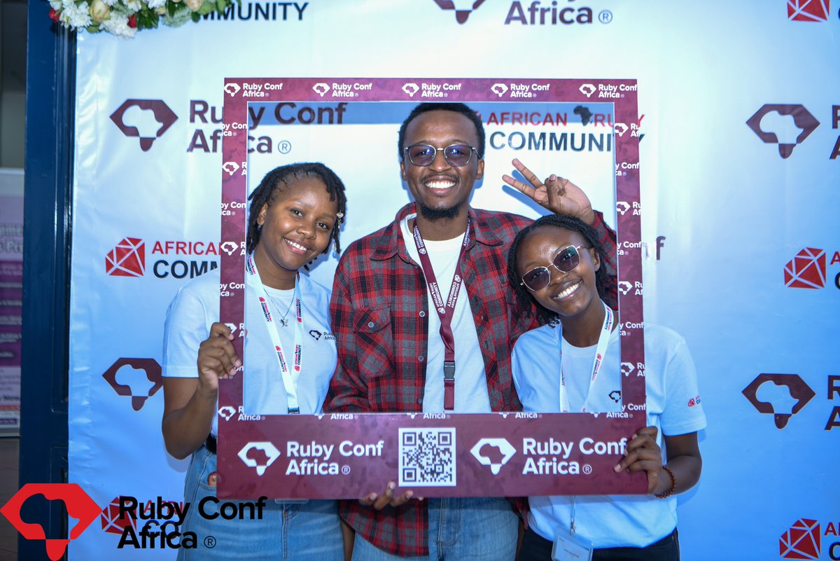 Beautiful people and beautiful smiles at the #RubyConfAfrica2025

#RubyConfAfrica  #africanruby #nairuby #rubycommunity
