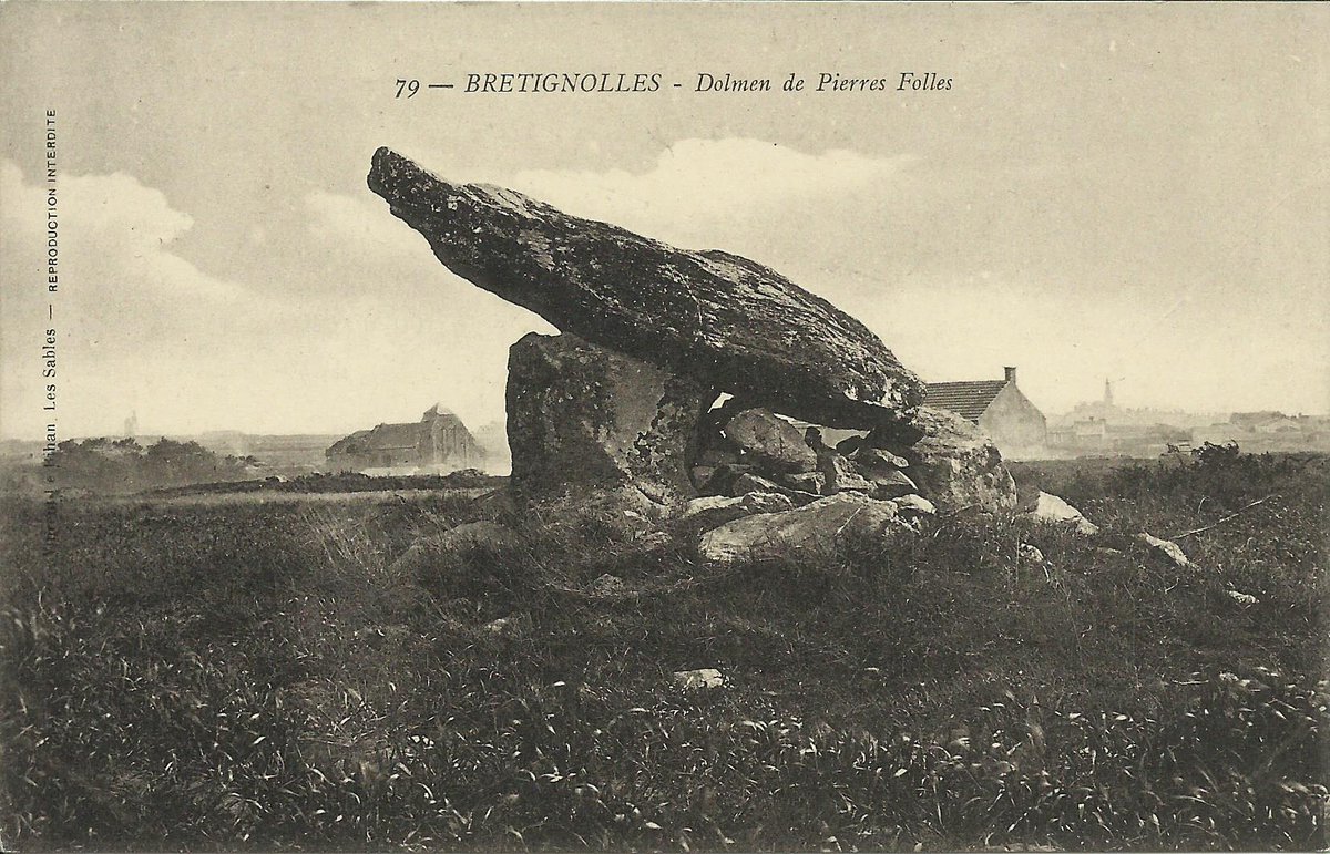 PhilWat09037421's tweet image. The remains of La Pierre Levée in Bretignolles-sur-Mer (Vendée) can only be classed as a simple dolmen now but were probably once part of a bigger passage grave. Its precariously angled capstone certainly strikes a pose. Card by Le Bihan c. 1910.