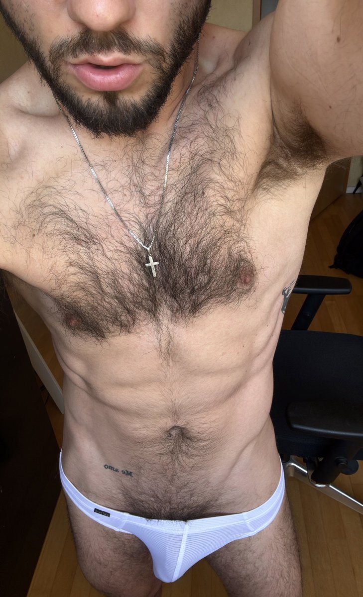 frat_studz's tweet photo. when you see this and you don’t follow me. Do it 😮‍💨🤭 https://t.co/bC4NF782pk