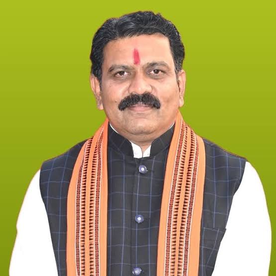 Saroj Pandey (@sarojpandeybjp) on Twitter photo छत्तीसगढ़ के उप मुख्यमंत्री श्री विजय शर्मा जी को जन्मदिन की हार्दिक बधाई एवं शुभकामनाएं।
ईश्वर से आपके उत्तम स्वास्थ्य, सुदीर्घ एवं मंगलमय जीवन की कामना करती हूँ। <a href="/vijaysharmacg/">Vijay sharma</a> छत्तीसगढ़ के उप मुख्यमंत्री श्री विजय शर्मा जी को जन्मदिन की हार्दिक बधाई एवं शुभकामनाएं।
ईश्वर से आपके उत्तम स्वास्थ्य, सुदीर्घ एवं मंगलमय जीवन की कामना करती हूँ। <a href="/vijaysharmacg/">Vijay sharma</a>