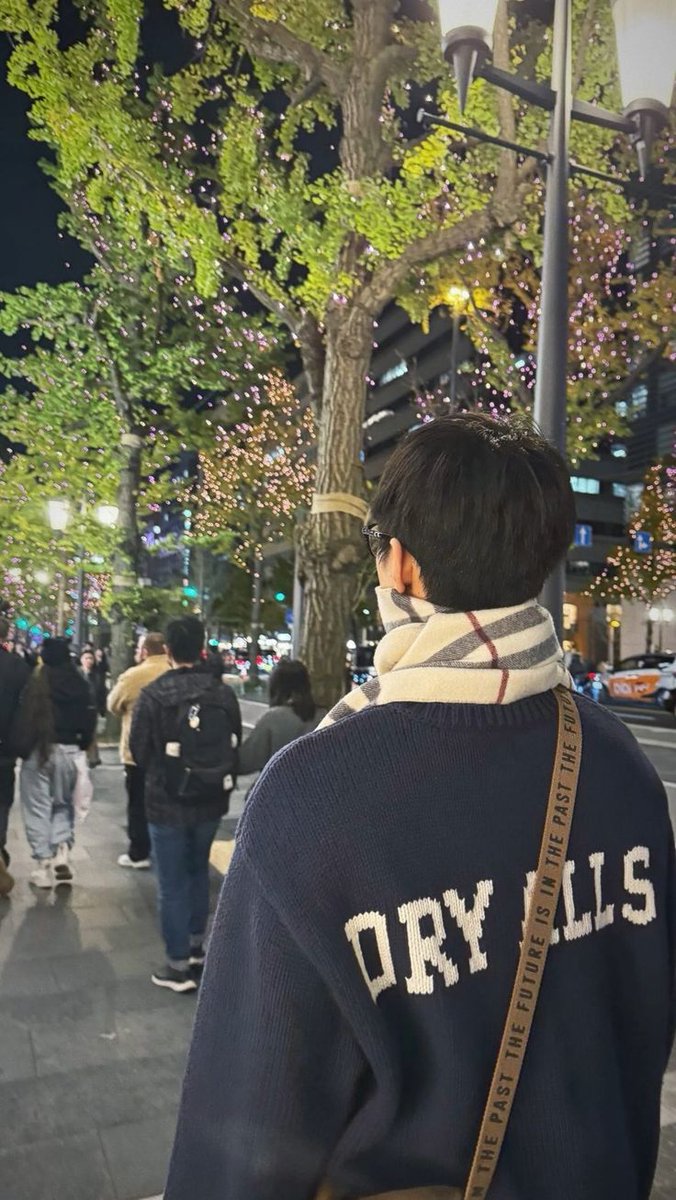 nnomm717's tweet image. 이분 나름 남친짤 권위자