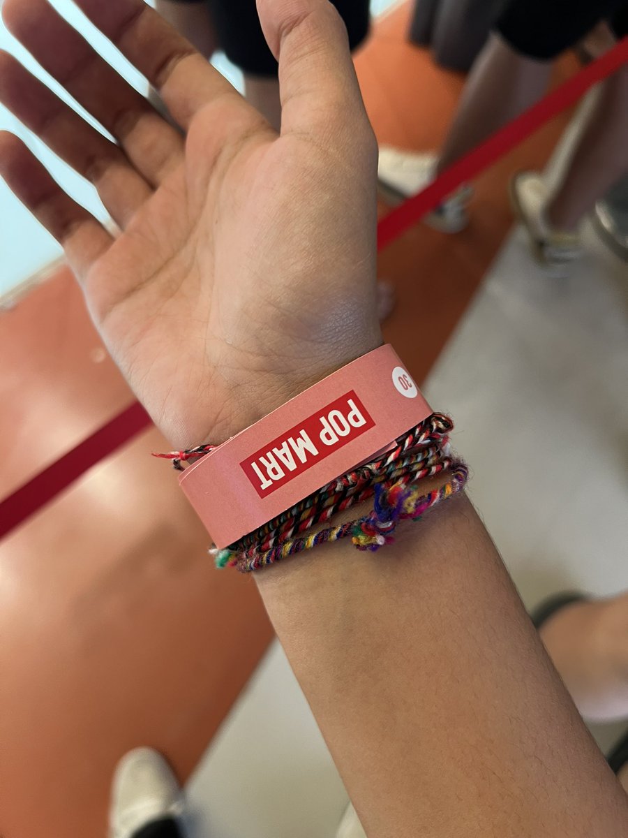 hacipupu fansign 🫶🏻