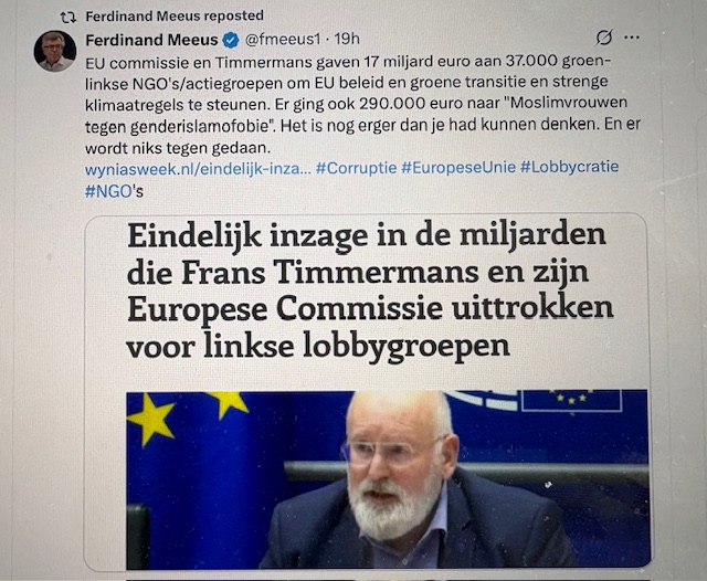 DalesGeert63675's tweet image. Pardon @fmeeus1 ? 'Moslimvrouwen tegen genderislamofobie'. Dat is wel een hoogtepunt in gesubsidieerde linkse gekkigheid. Hoe krijg je het verzonnen?🤡