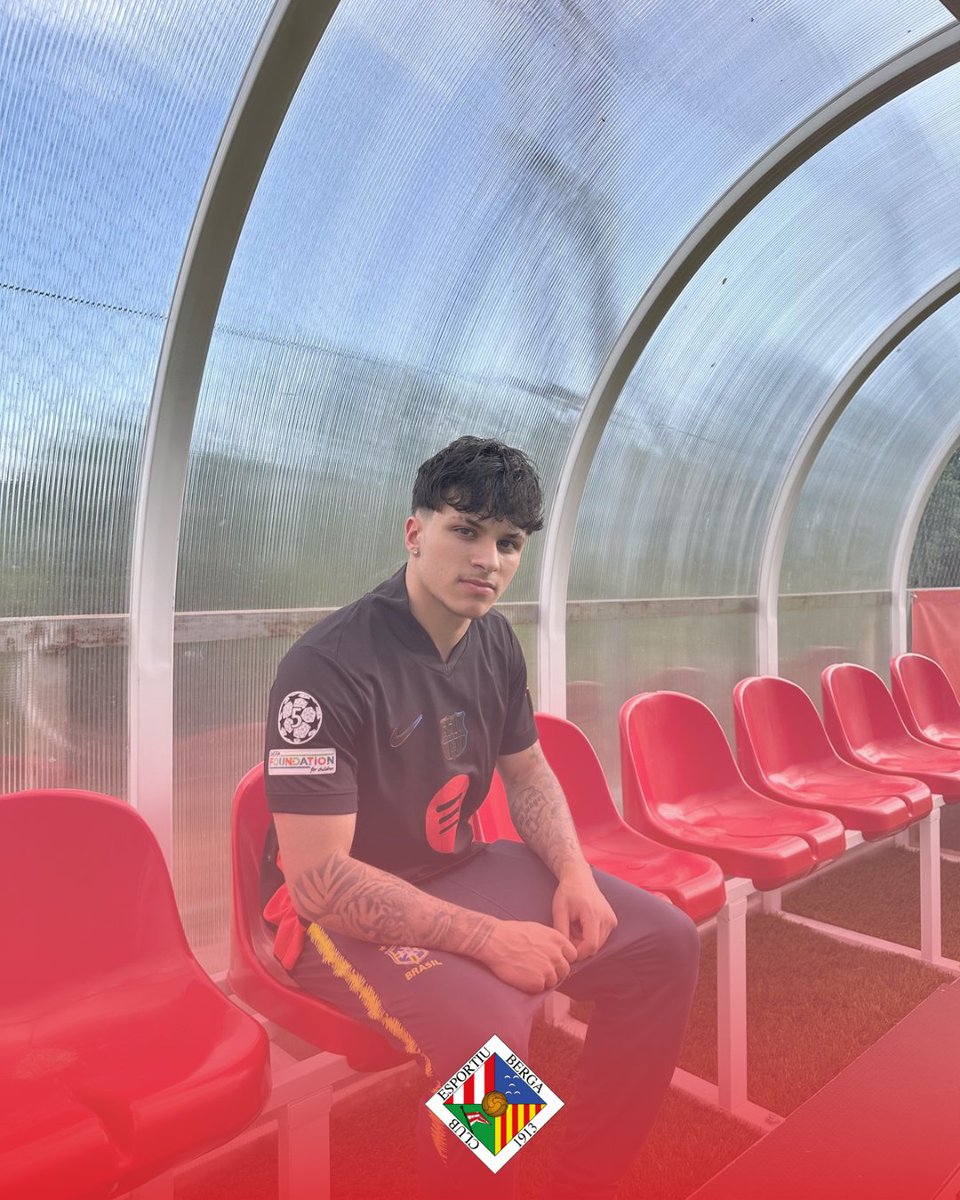 🤝 IKER MORALES 2026

✅ Lateral esquerre amb recorregut i intensitat, l'Iker Morales s’incorpora al primer equip masculí per afrontar el repte de la Segona Catalana la temporada 25/26.

💪 Ganes, energia i compromís per reforçar la línia defensiva.

#juntssommésforts ❤️🤍